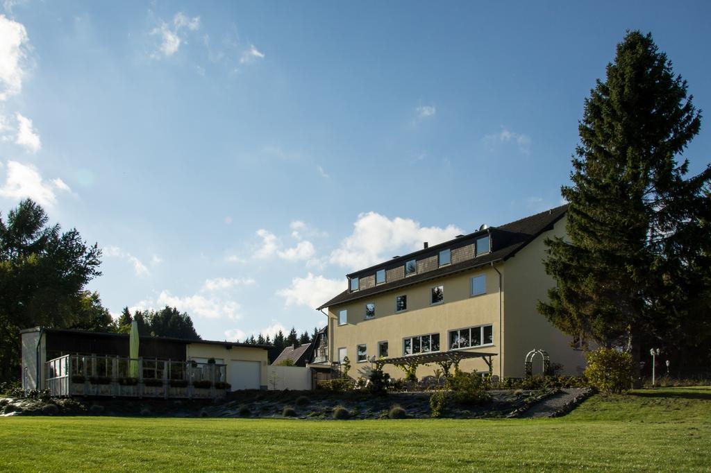 Landhaus Eifelsicht Hellenthal Exterior foto